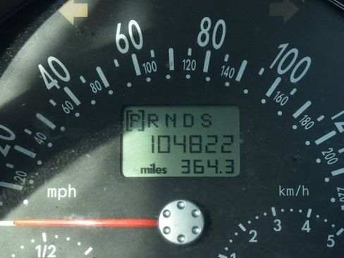 Used 2005 Volkswagen Beetle GLS FWD image 15