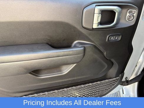Used 2023 Jeep Wrangler Sport AWD/4WD image 19