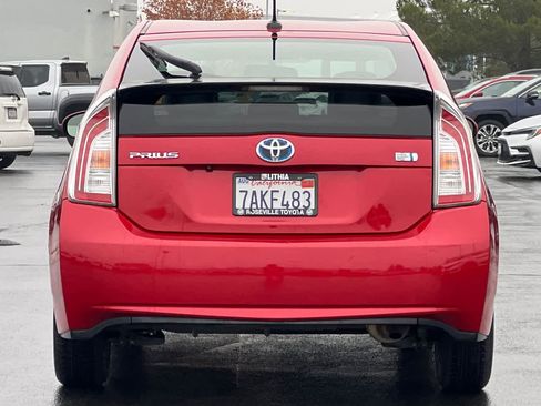 Used 2013 Toyota Prius Four image 8