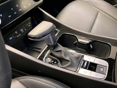 Certified 2025 Hyundai Santa Cruz SEL image 16