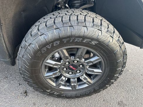 Certified 2024 GMC Sierra 1500 AT4X image 39