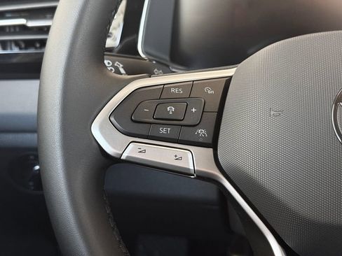 New 2026 Volkswagen Jetta SE FWD image 13