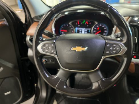 Used 2019 Chevrolet Traverse High Country AWD/4WD image 25