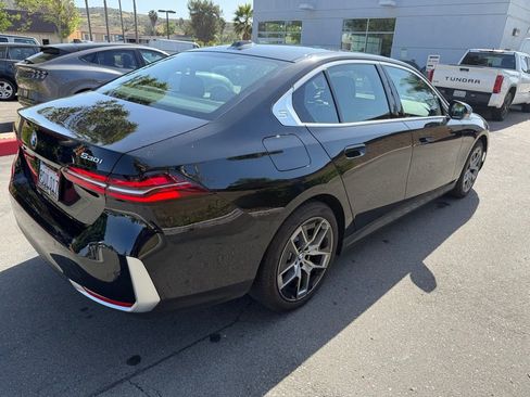 Used 2026 BMW 530i w/ Premium Package image 13