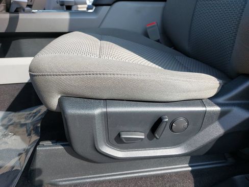 Used 2019 Ford F150 XLT w/ Equipment Group 302A Luxury AWD/4WD image 30