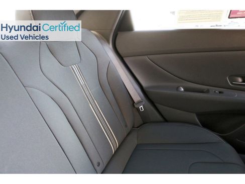 Certified 2023 Hyundai Elantra SEL w/ Convenience Package image 15