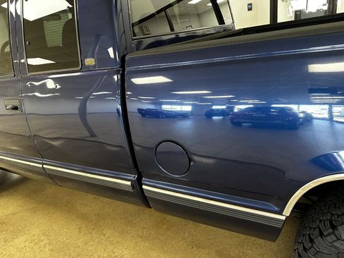 Used 1998 Chevrolet Silverado 1500 4x4 Extended Cab w/ Preferred Equipment Group 2 image 31