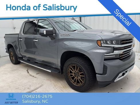 Used 2021 Chevrolet Silverado 1500 High Country w/ Technology Package AWD/4WD image 1