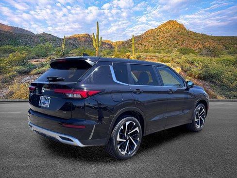 Used 2024 Mitsubishi Outlander SE FWD image 4