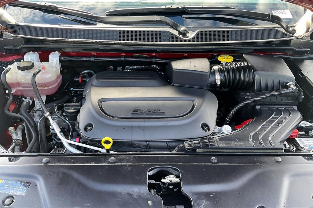 Used 2025 Chrysler Pacifica Select FWD image 30