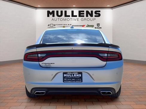 Used 2023 Dodge Charger SXT w/ Blacktop Package RWD image 6