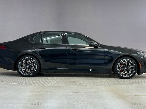 New 2026 BMW i5 eDrive40 w/ M Sport Package image 7