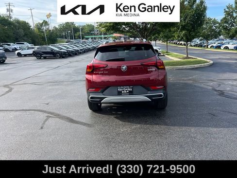 Used 2023 Buick Encore GX Essence w/ Experience Buick Package FWD image 6