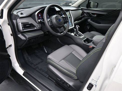 Used 2024 Subaru Outback Onyx Edition image 2