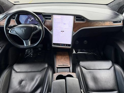 Used 2017 Tesla Model X 75D AWD/4WD image 7