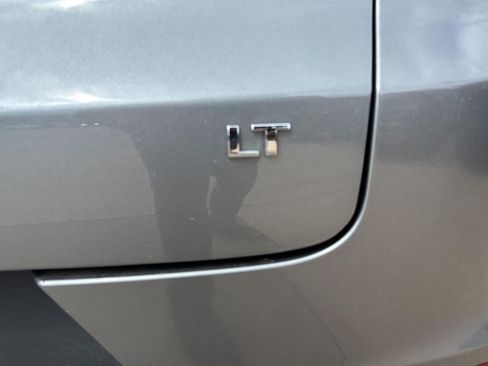 Used 2025 Chevrolet TrailBlazer LT AWD/4WD image 23
