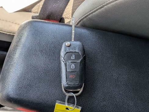 Used 2021 Ford EcoSport S FWD image 28