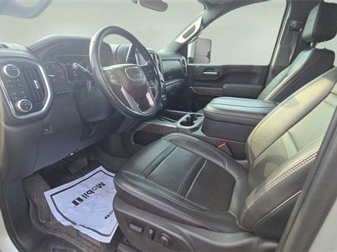 Used 2023 GMC Sierra 2500 Denali w/ Denali Ultimate Package image 16
