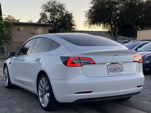 Used 2020 Tesla Model 3 image 2