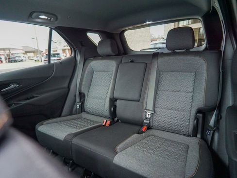 Used 2023 Chevrolet Equinox LT FWD image 30