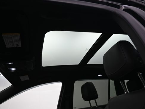 Used 2022 Cadillac XT6 Premium Luxury w/ Technology Package image 20