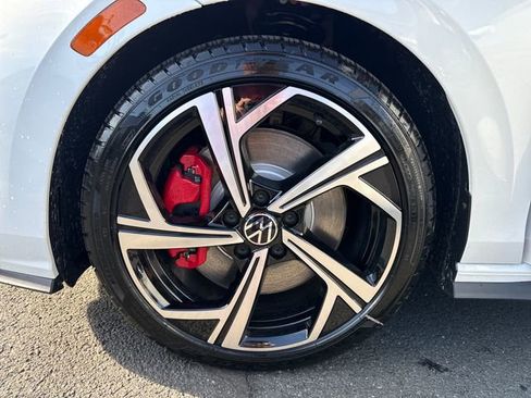 New 2026 Volkswagen GTI SE FWD image 24