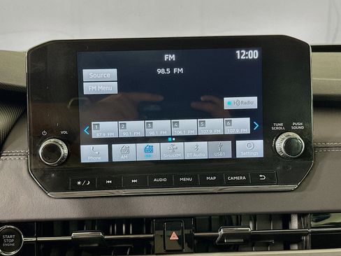 Used 2024 Mitsubishi Outlander SE image 21