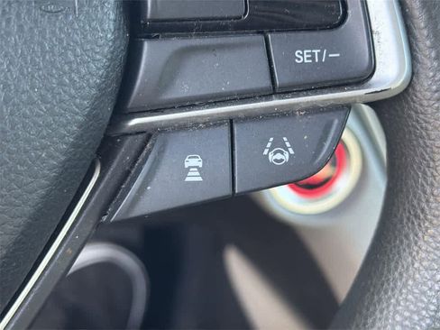 Used 2018 Honda Accord LX image 22