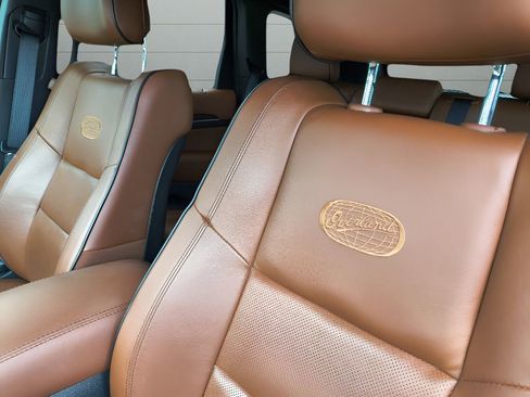 Used 2021 Jeep Grand Cherokee Overland w/ Trailer Tow Group IV image 15