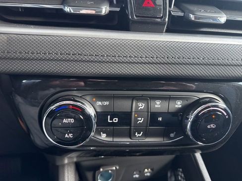 New 2026 Chevrolet TrailBlazer LT w/ Convenience Package FWD image 19
