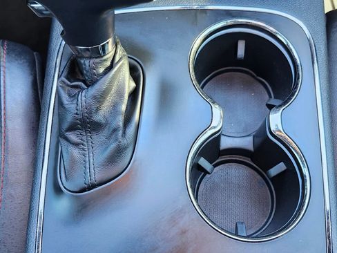 Used 2018 Dodge Durango R/T w/ Blacktop Package image 32