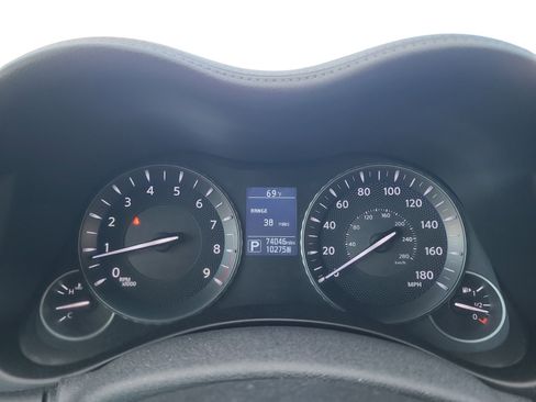 Used 2016 INFINITI Q70 3.7 w/ Sport Package image 13