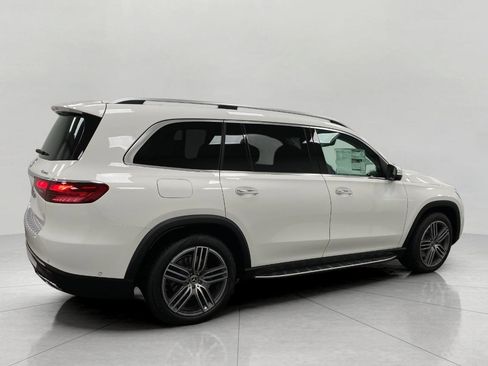 New 2026 Mercedes-Benz GLS 450 4MATIC image 40