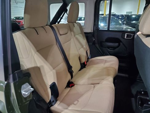 Used 2021 Jeep Wrangler Unlimited Sport AWD/4WD image 41