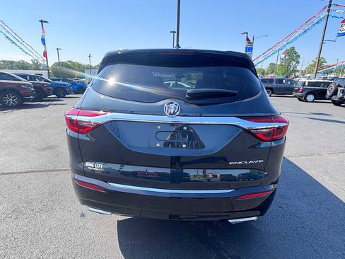 Used 2019 Buick Enclave Essence FWD image 5