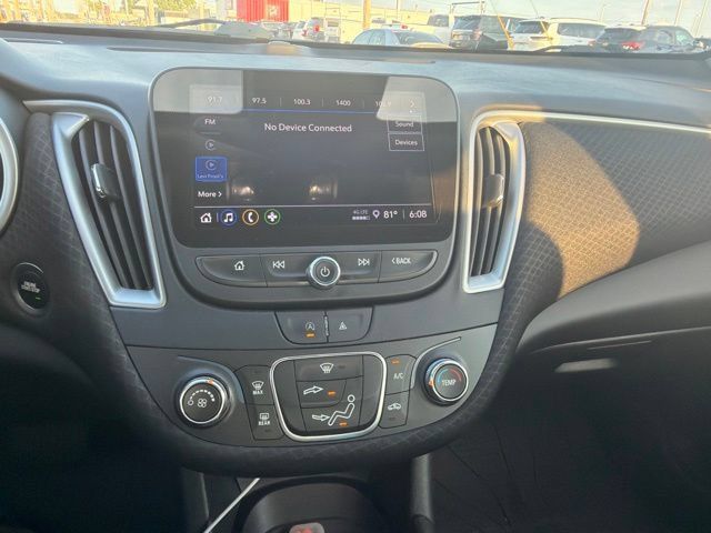 Used 2023 Chevrolet Malibu RS w/ LPO, Floor Liner Package FWD image 9