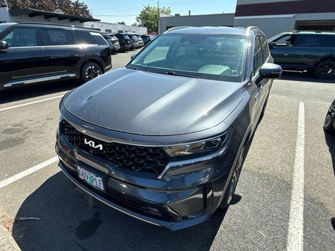 Used 2023 Kia Sorento SX Prestige AWD/4WD image 1