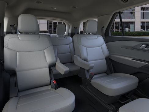 New 2026 Ford Explorer Active w/ Active Comfort Package RWD image 11