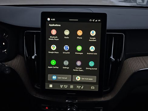 New 2026 Volvo XC60 B5 Ultra w/ Climate Package image 15