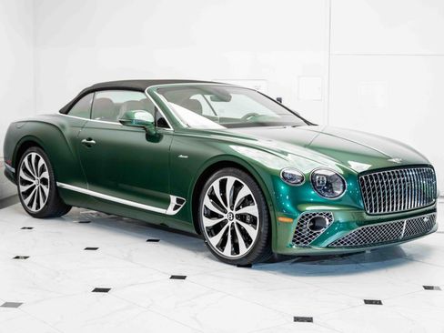 Used 2024 Bentley Continental GT V8 image 10