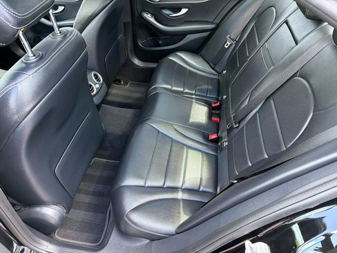 Used 2021 Mercedes-Benz C 300 4MATIC Sedan image 10