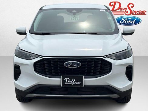 Used 2024 Ford Escape Active w/ Tech Pack #2 FWD image 2