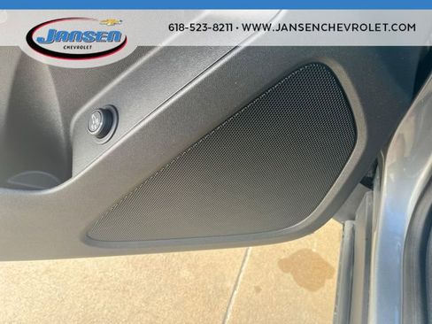 Used 2024 Chevrolet Equinox RS FWD image 23