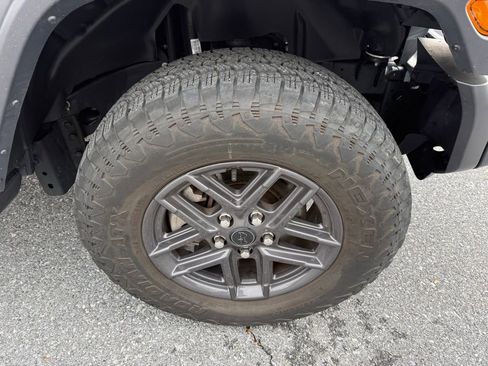 Certified 2024 Jeep Wrangler Unlimited Sport AWD/4WD image 11