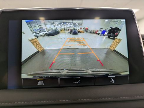 Used 2023 Chevrolet Tahoe Z71 image 13