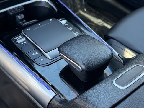 Used 2021 Mercedes-Benz GLA 250 4MATIC image 25