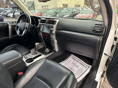 Used 2011 Toyota 4Runner Limited image 13