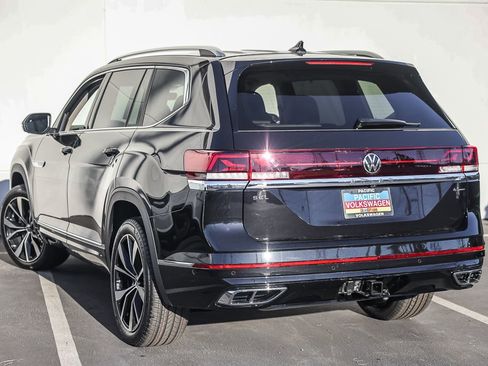 New 2026 Volkswagen Atlas SEL Premium R-Line AWD/4WD image 3