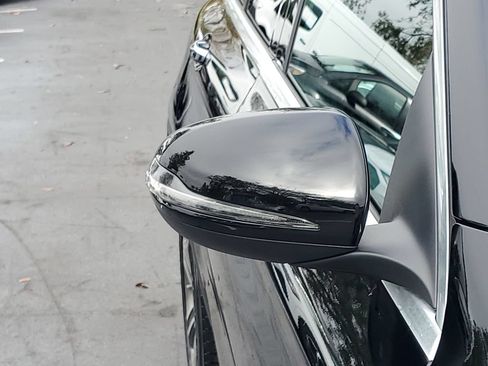 Certified 2019 Mercedes-Benz GLC 300 image 23
