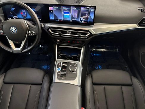 Used 2023 BMW i4 eDrive35 w/ Premium Package RWD image 16